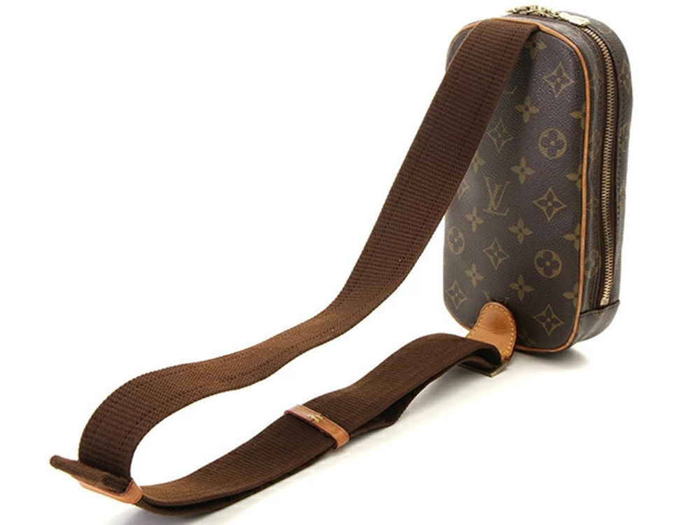 Louis Vuitton Pochette Monogram Gange Brown